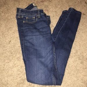 Hollister jeans size 1r. Width 25, length 31